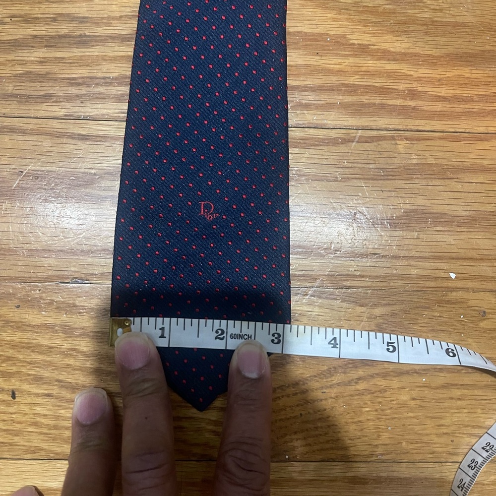 Christian Dior Tie Navy Blue with red tiny spots Sz Os - Picture 13 of 13